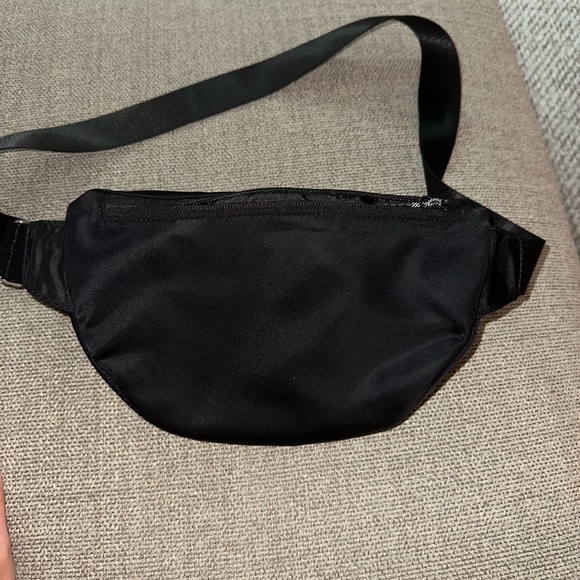 Lululemon city adventurer belt bag - Picture 3 of 4